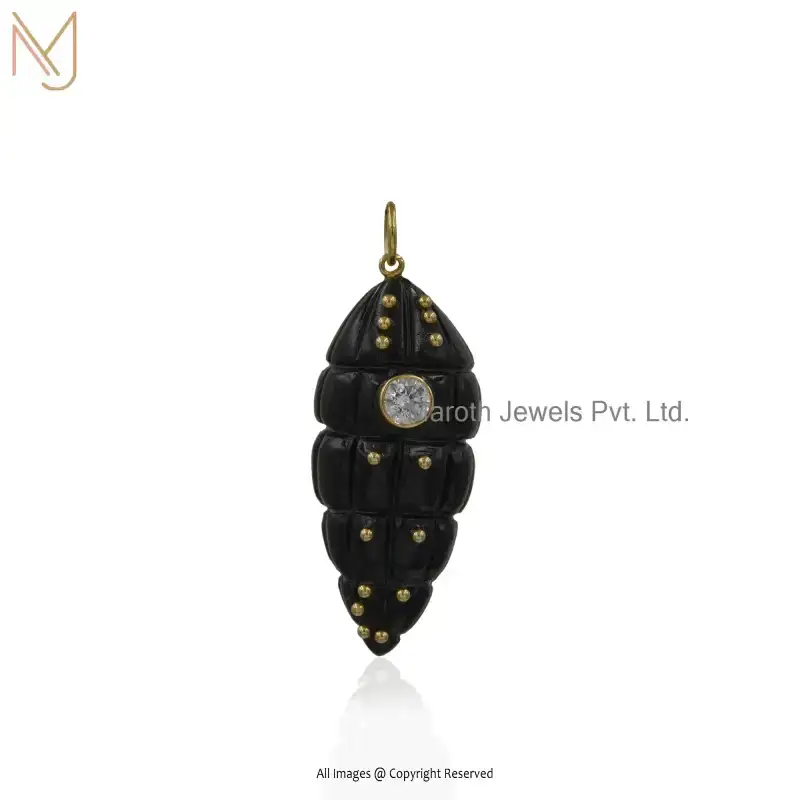 14K Yellow Gold Black Onxy & CZ Gemstons Shell Pendant Custom Jewelry
