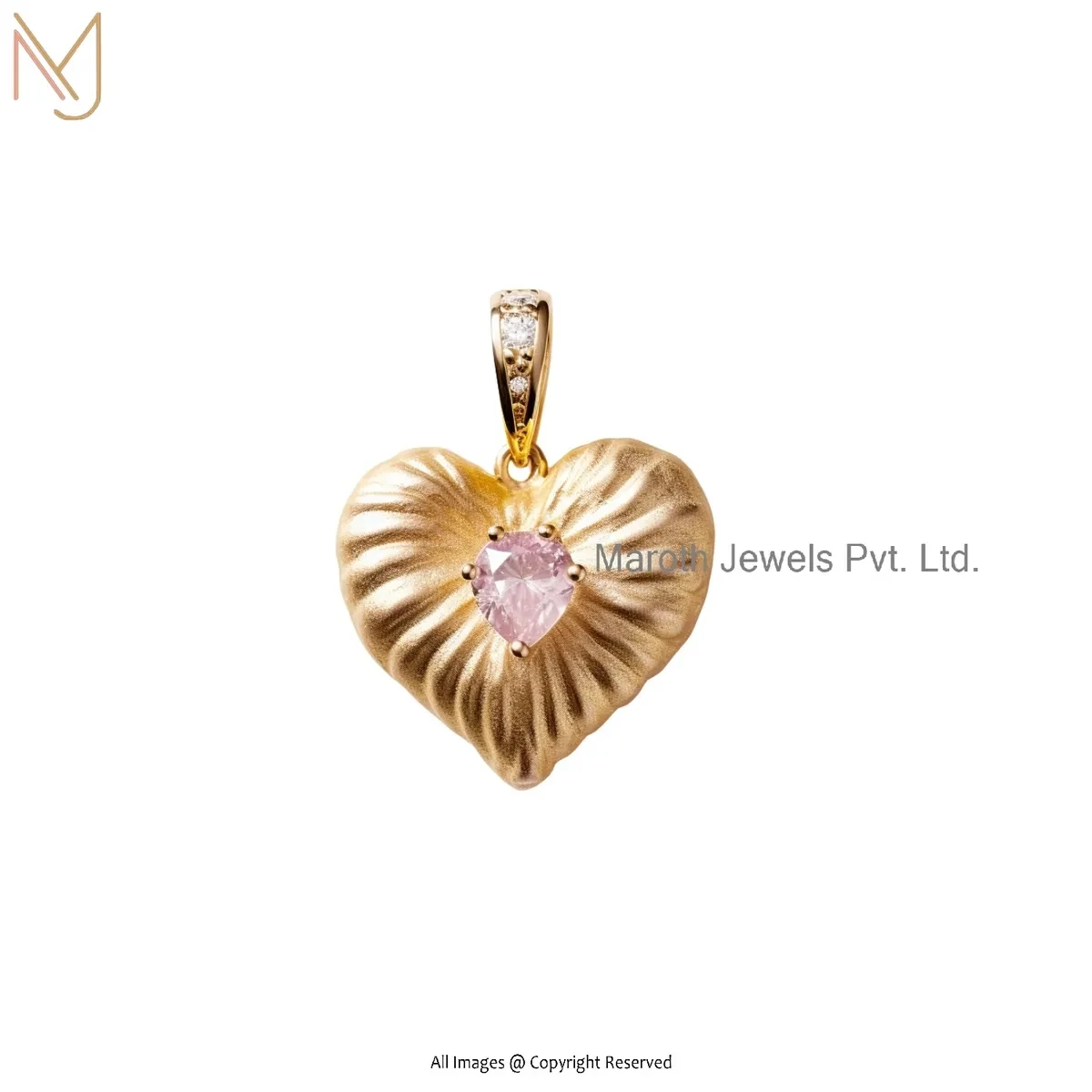 Private Lable 925 Silver Yellow Gold Plated Moissanite Diamond Heart Pendant Jewelry