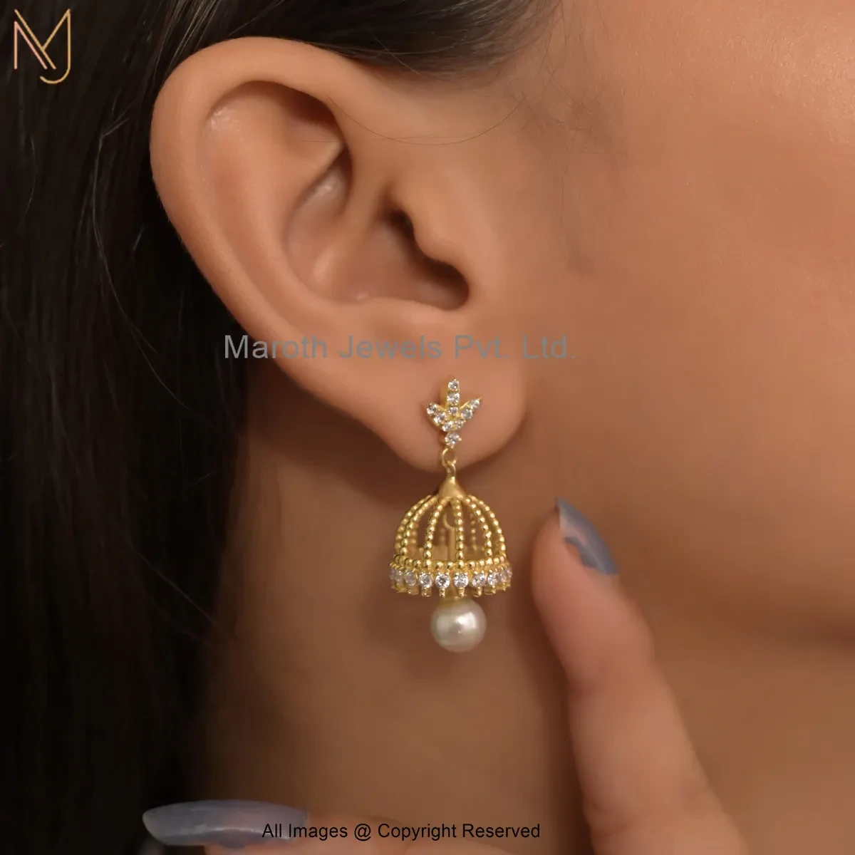 14K Yellow Gold Cubic Zircon Elegant Diamond Pearl Gold Jhumka Earrings Manufacturer