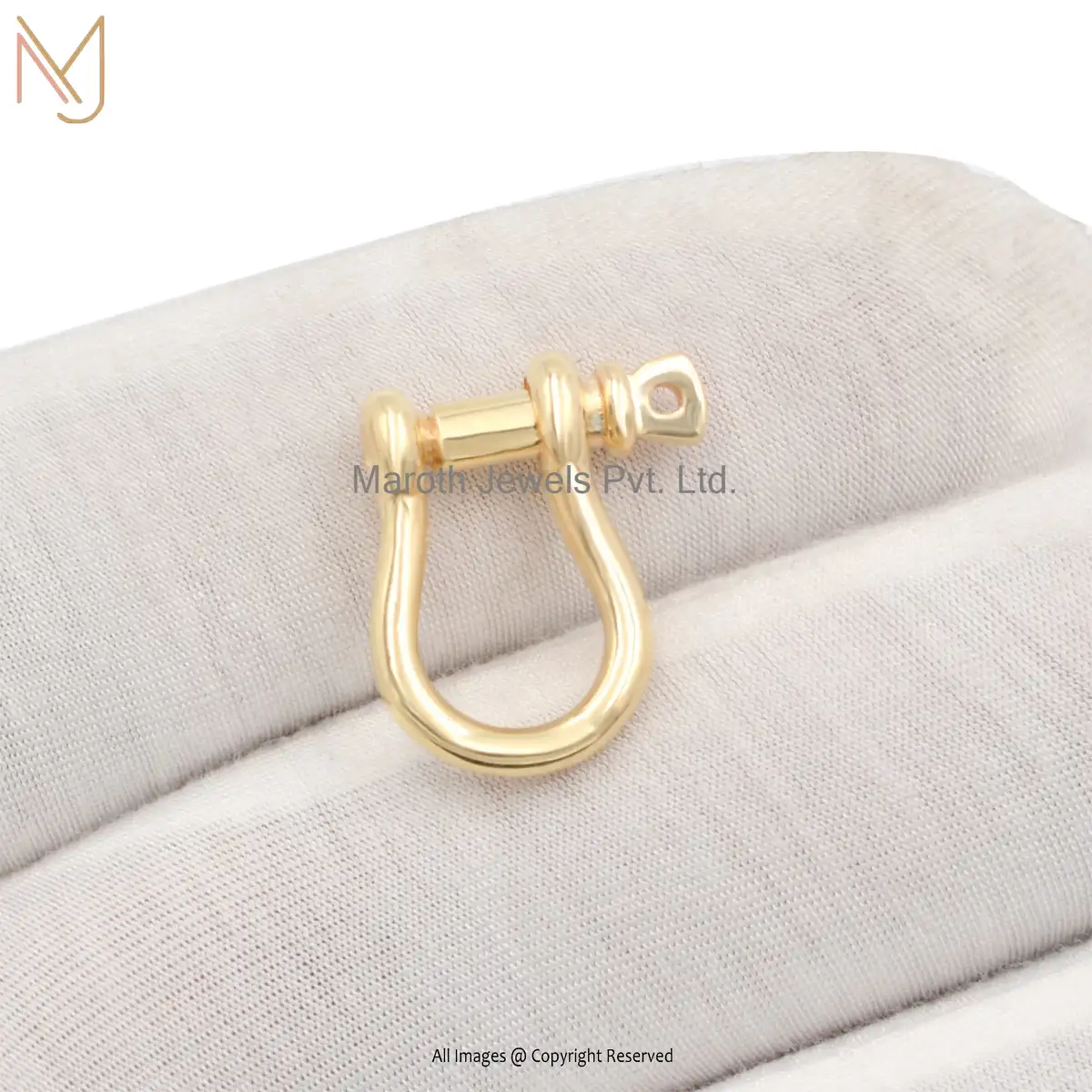 Private Label 14K Yellow Gold Shackle Connector Lock Pendant