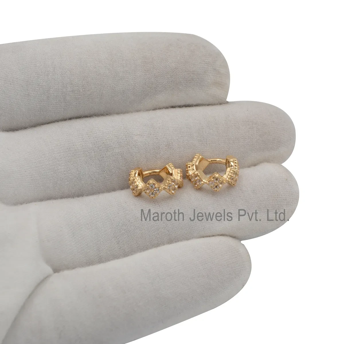 925 Silver Yellow Gold Plated White Topaz Huggies Earring Jewelry Supplier